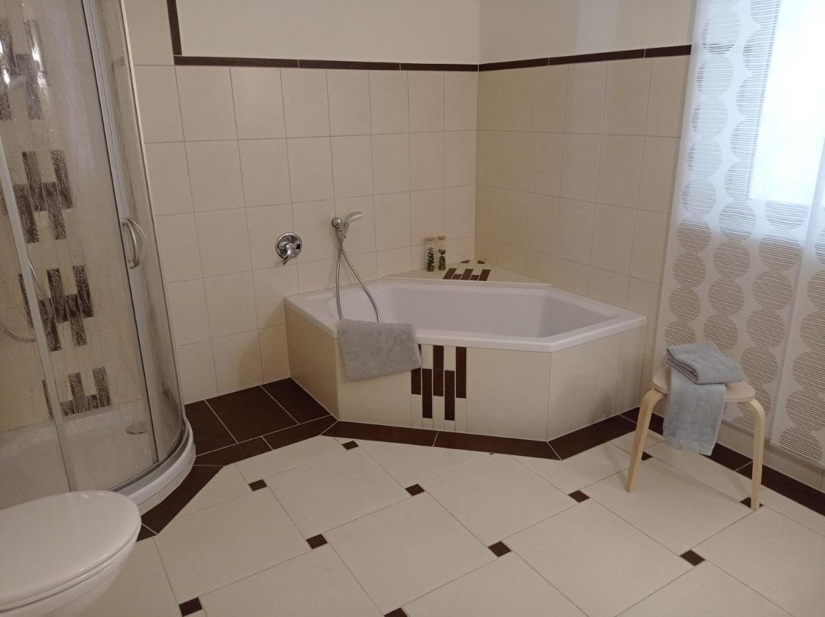 Kleine Auszeit Appartement Eslohe Buitenkant foto